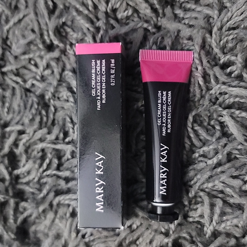 😚NIB Mary Kay Gel Cream Blush:Simply Rosy😚